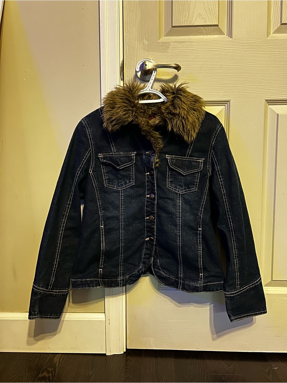 Y2K Dark Blue Denim Jacket with Faux Fur Collar